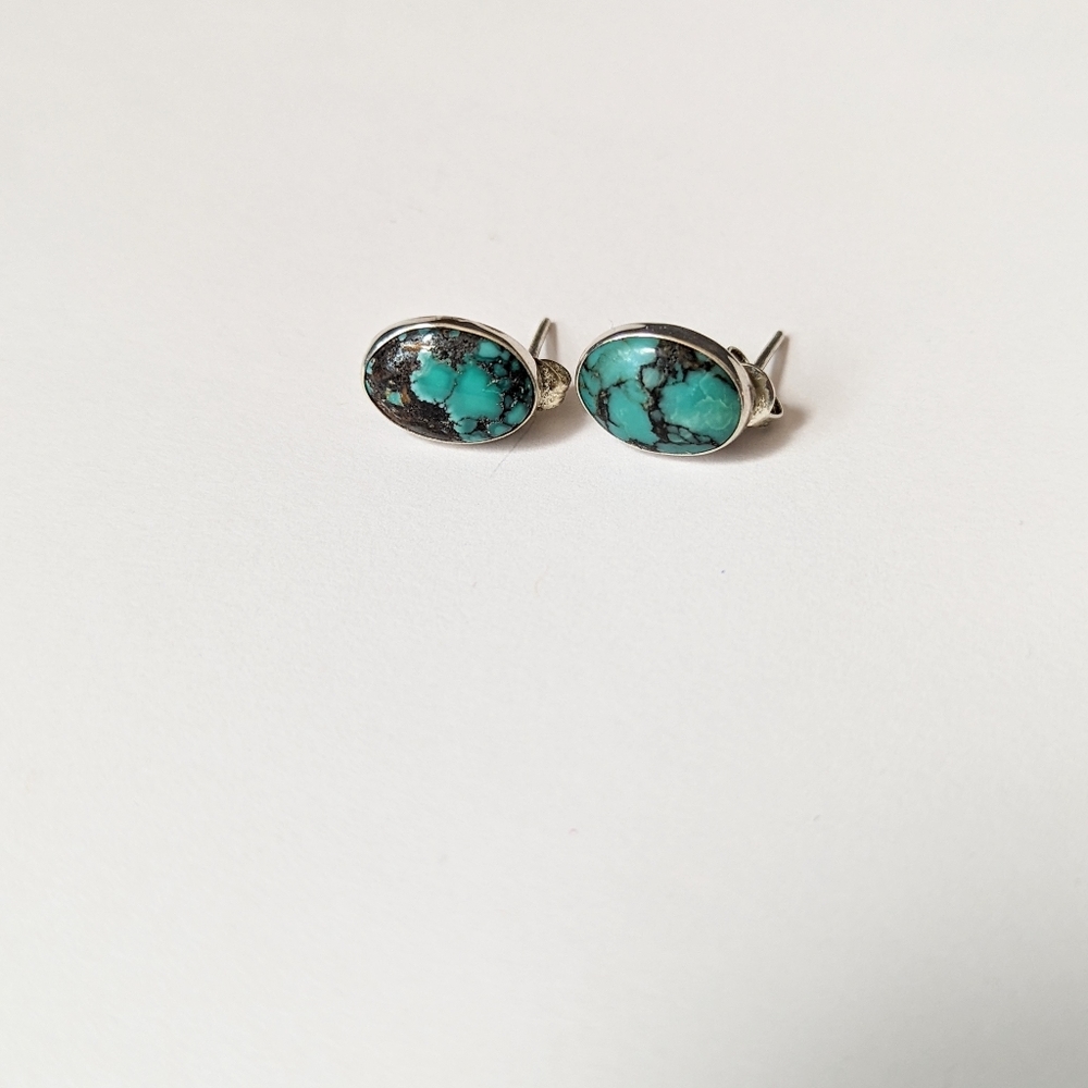 Silver Turquoise Oval Earring